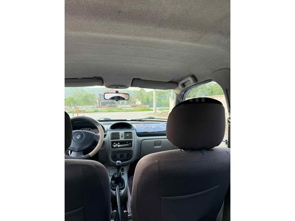 Galeriden Renault Clio 1.6 Dynamique 2003 Model Düzce