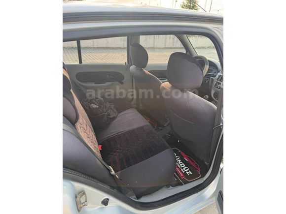 Galeriden Renault Clio 1.6 Dynamique 2003 Model Düzce
