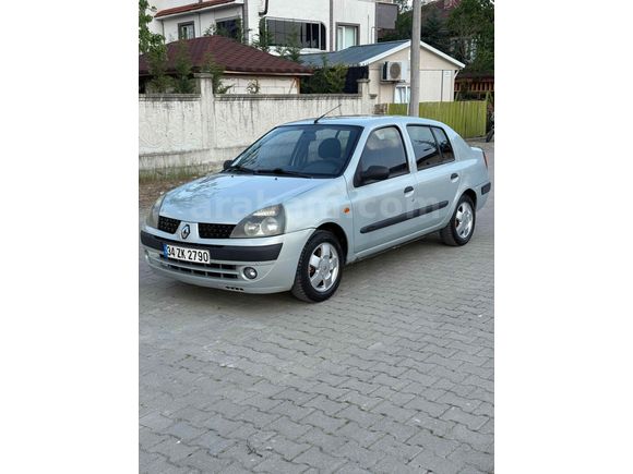 Galeriden Renault Clio 1.6 Dynamique 2003 Model Düzce