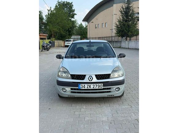 Galeriden Renault Clio 1.6 Dynamique 2003 Model Düzce