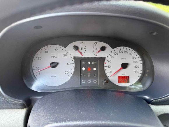 Galeriden Renault Clio 1.6 Dynamique 2003 Model Düzce