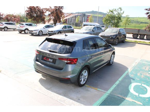 Skoda Fabia 1.0 TSİ PREMİUM