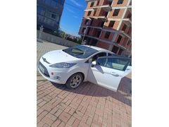 Sahibinden Ford Fiesta 1.4 TDCi Titanium X 2012 Model  230.000 km Beyaz