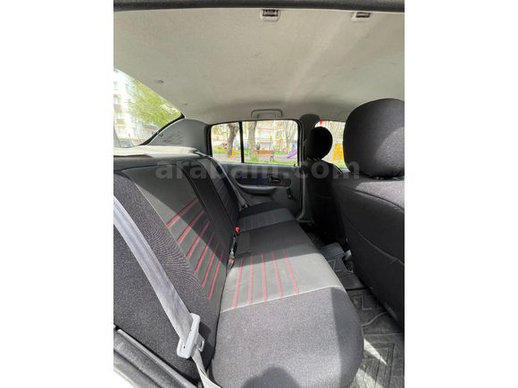 Sahibinden Renault Clio 1.4 RNA 2001 Model