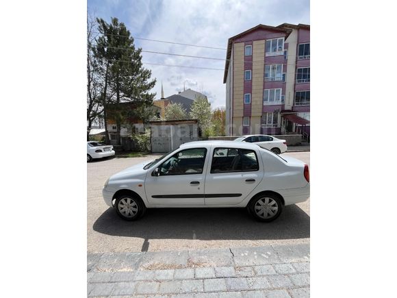 Sahibinden Renault Clio 1.4 RNA 2001 Model