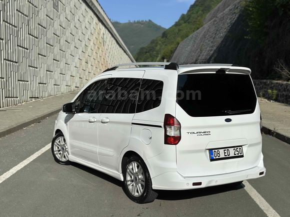 Sahibinden Ford Tourneo Courier 1.5 TDCi Titanium Plus 2021 Model 