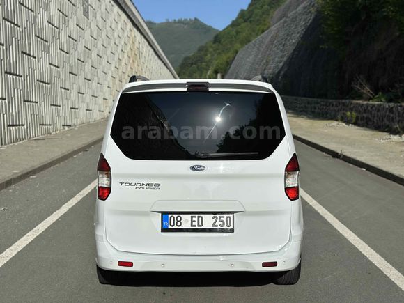 Sahibinden Ford Tourneo Courier 1.5 TDCi Titanium Plus 2021 Model 