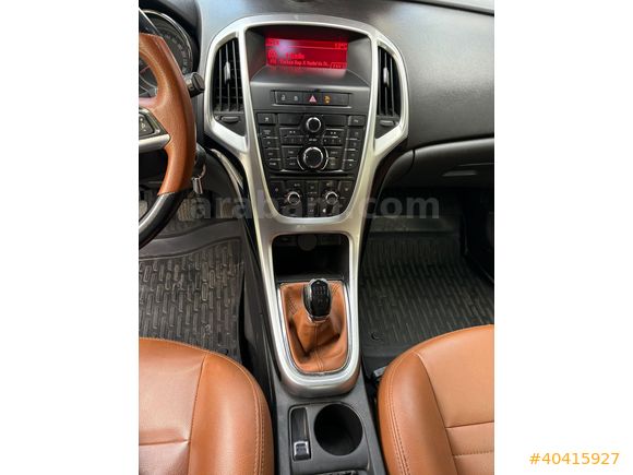 2011 OPEL ASTRA J KASA