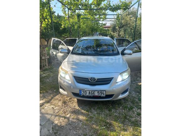 Sahibinden Toyota Corolla 1.6 Comfort 2009 Model  1963500km Gri (Gümüş)