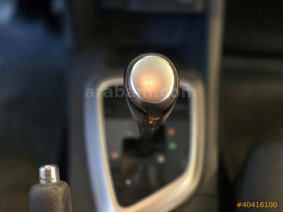 2014 TOYOTA AURİS 1.4D 4-D ADVANCE