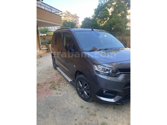 Sahibinden Toyota Proace City 1.5 D Passion X-Pack 2024 Model 