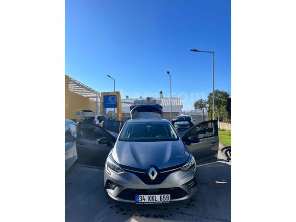 Sahibinden Renault Clio 1.0 TCe Joy 2023 Model 