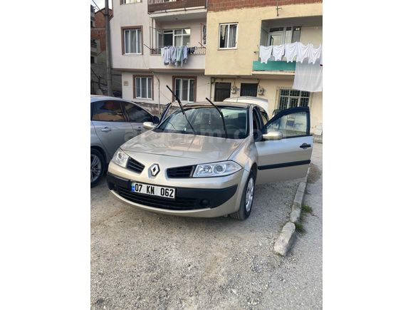 SAHİBİNDEN BOYASIZ DEĞİŞENSİZ MEGANE 2 