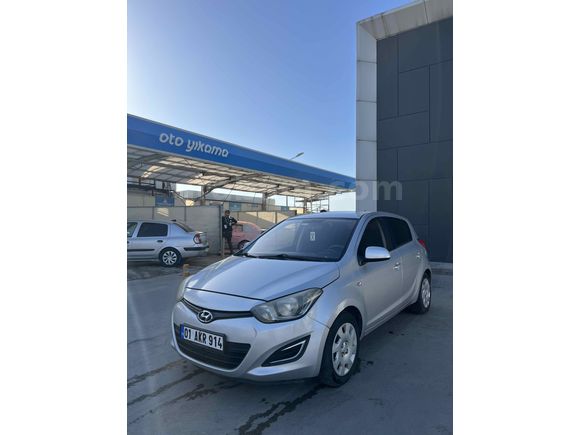 Sahibinden Hyundai i20 1.4 CRDi Jump 2013 Model 