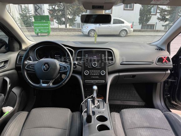 Sahibinden Renault Megane 1.5 dCi Touch 2016 Model 