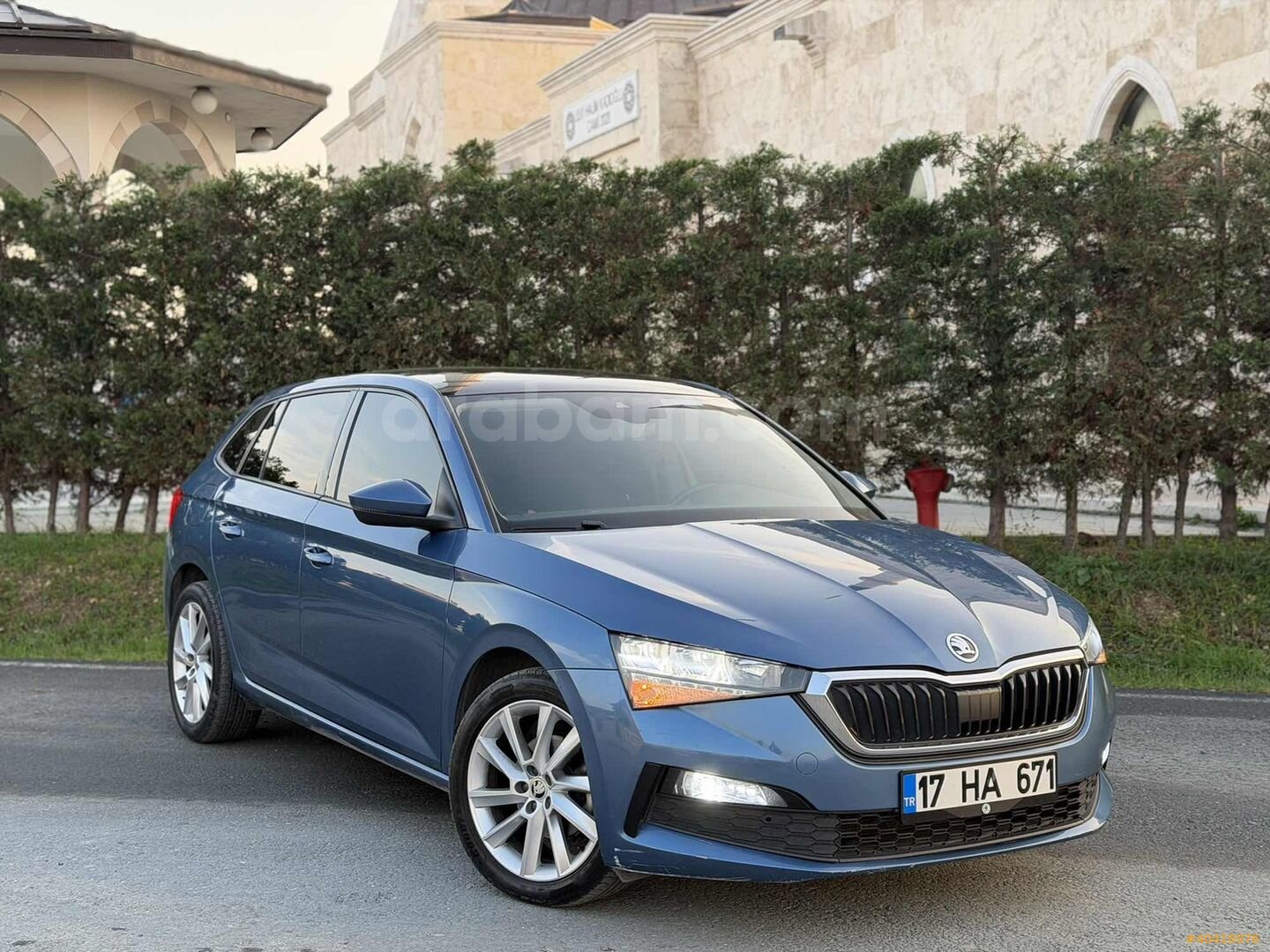 Galeriden Skoda Scala 1.6 TDI Premium 2020 Model İstanbul 174.000 km Mavi 3