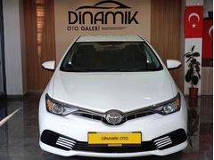 Galeriden Toyota Auris 1.33 Life 2015 Model Osmaniye