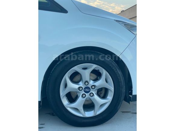 Sahibinden Ford C-Max 1.6 TDCi Trend 2015 Model