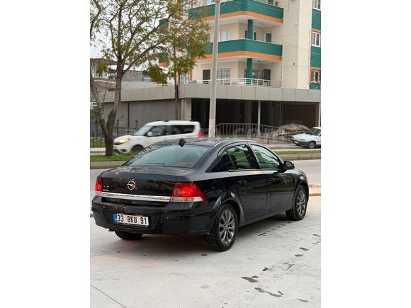 Sahibinden Opel Astra 1.6 Enjoy 111.Yıl 2011 Model 