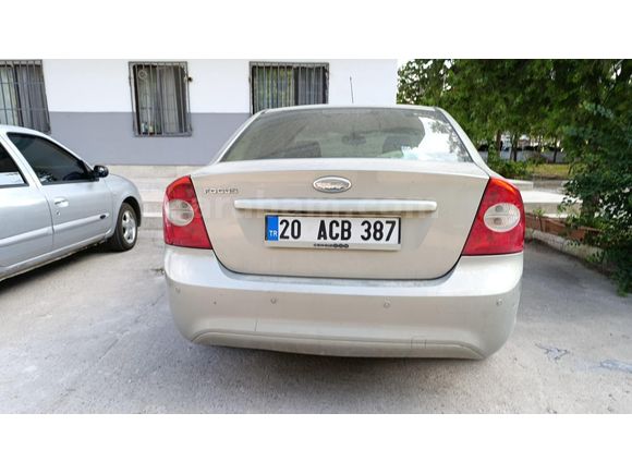 Sahibinden Ford Focus 1.6 Trend 2009 Model