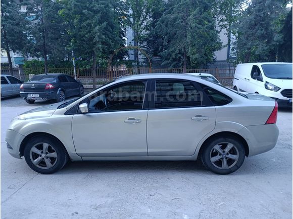 Sahibinden Ford Focus 1.6 Trend 2009 Model