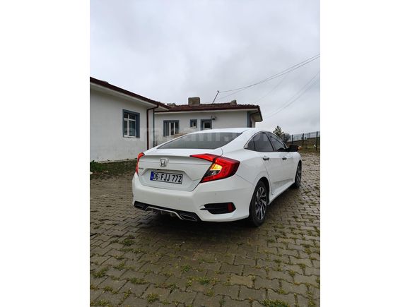 Sahibinden Honda Civic 1.6i VTEC Elegance 2018 Model