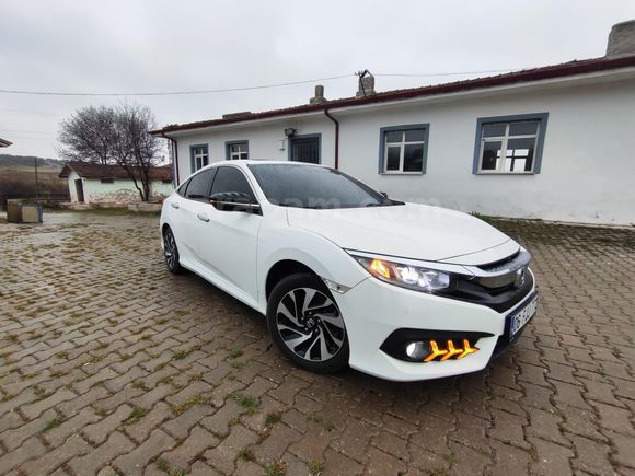 Sahibinden Honda Civic 1.6i VTEC Elegance 2018 Model