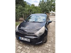 Sahibinden Kia Rio 1.25 CVVT Fancy 2012 Model