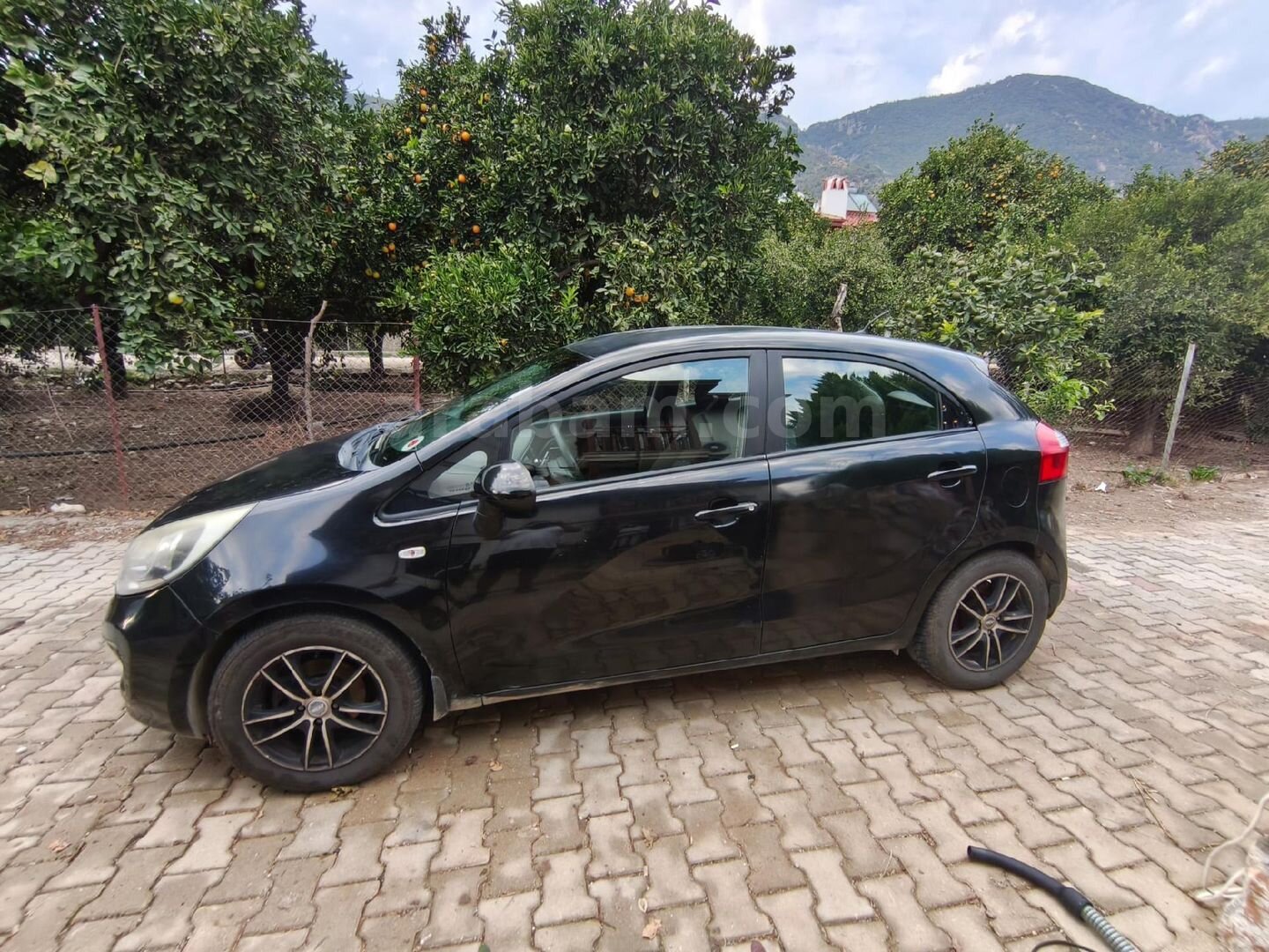 Sahibinden Kia Rio 1.25 CVVT Fancy 2012 Model 2