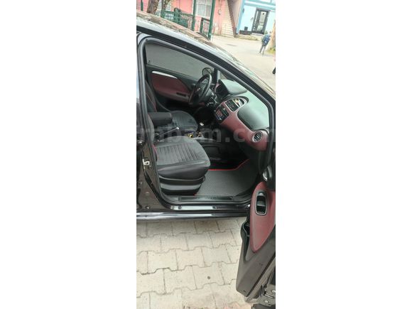 Sahibinden Fiat Punto EVO 1.4 Dynamic 2011 Model
