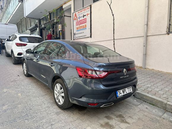 Sahibinden Renault Megane 1.3 TCe Touch 2025 Model 