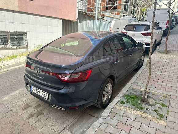 Sahibinden Renault Megane 1.3 TCe Touch 2025 Model 