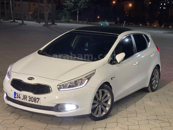 Sahibinden Kia Ceed 1.6 CRDi Premium 2012 Model 