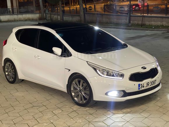 Sahibinden Kia Ceed 1.6 CRDi Premium 2012 Model 