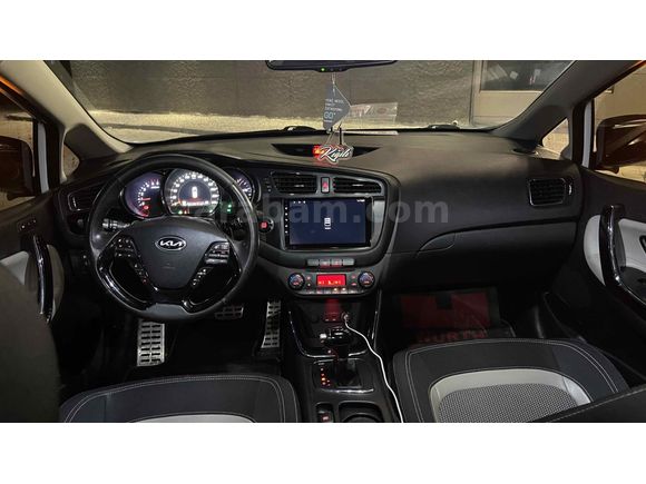 Sahibinden Kia Ceed 1.6 CRDi Premium 2012 Model 