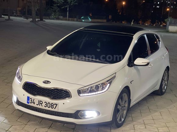 Sahibinden Kia Ceed 1.6 CRDi Premium 2012 Model 