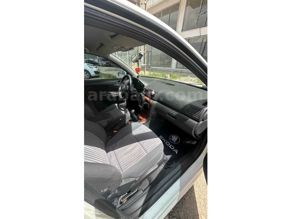 Sahibinden Skoda Octavia 1.6 Elegance 2001 Model 