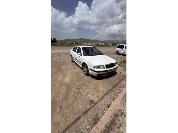 Sahibinden Skoda Octavia 1.6 Elegance 2001 Model 