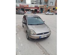 Sahibinden Ford Fiesta 1.4 Comfort 2004 Model Adana 230.000 km Gri (titanyum)