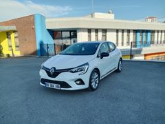 servis bakımlı hatasız manuel vitesRenault Clio 1.0 TCe touch  2023 Model