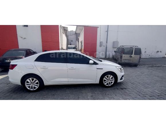 Sahibinden Renault Megane 1.3 TCe Joy 2022 Model