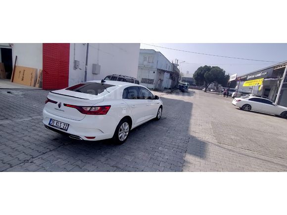 Sahibinden Renault Megane 1.3 TCe Joy 2022 Model