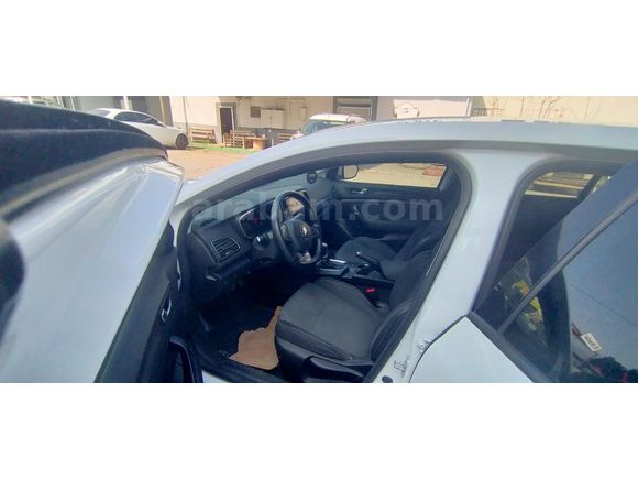 Sahibinden Renault Megane 1.3 TCe Joy 2022 Model