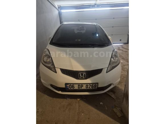 Sahibinden Honda Jazz 1.4 Fun 2011 Model  212.500 km Beyaz