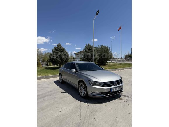 Sahibinden Temiz Passat   DSG 197KM   BOYASIZ