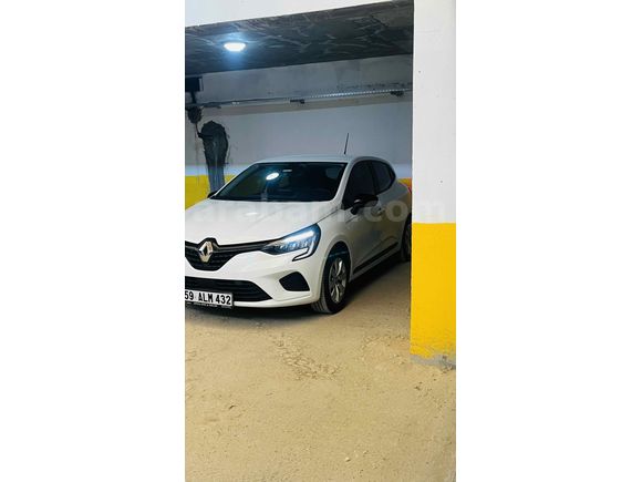 Sahibinden Renault Clio 1.0 SCe Joy 2023 Model 