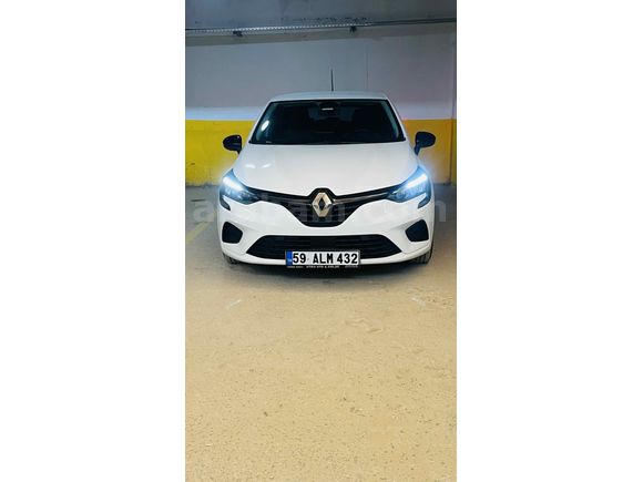 Sahibinden Renault Clio 1.0 SCe Joy 2023 Model 