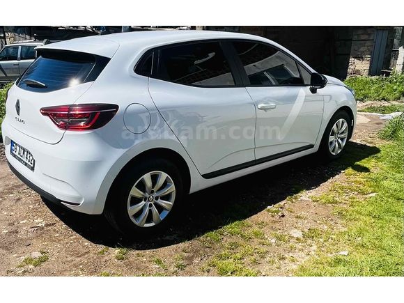 Sahibinden Renault Clio 1.0 SCe Joy 2023 Model 