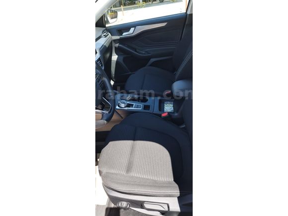 Sahibinden Ford Focus 1.5 EcoBlue Titanium Stil 2024 Model
