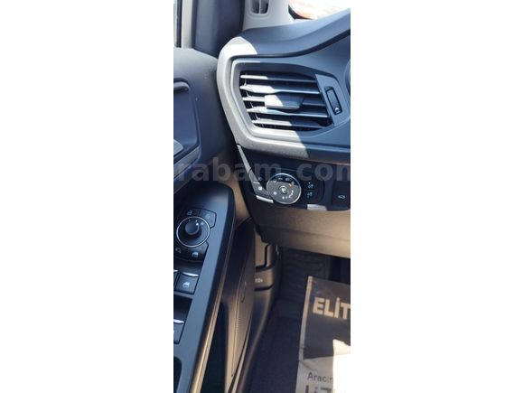 Sahibinden Ford Focus 1.5 EcoBlue Titanium Stil 2024 Model